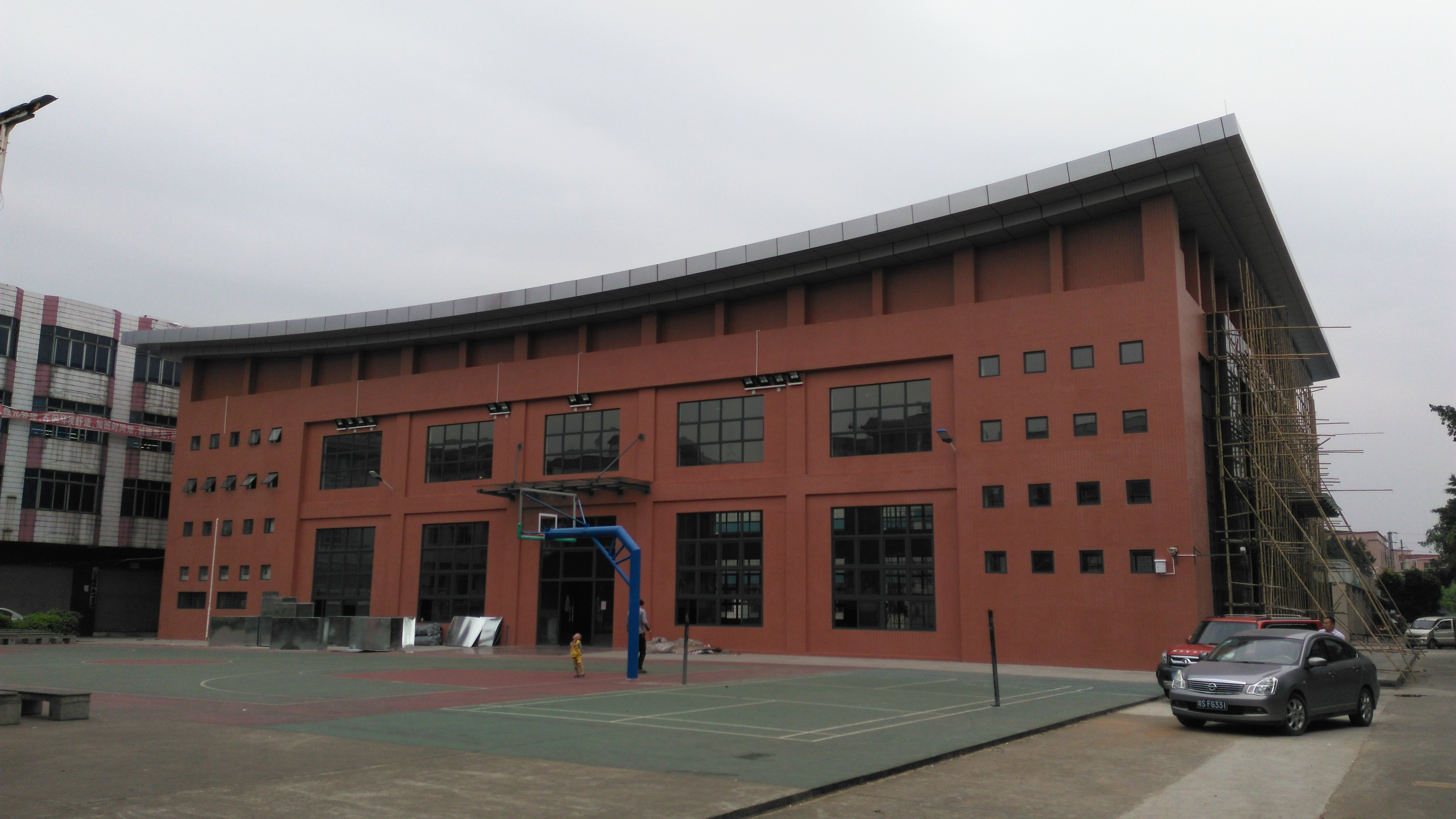 博览馆焊接球网架结构屋面